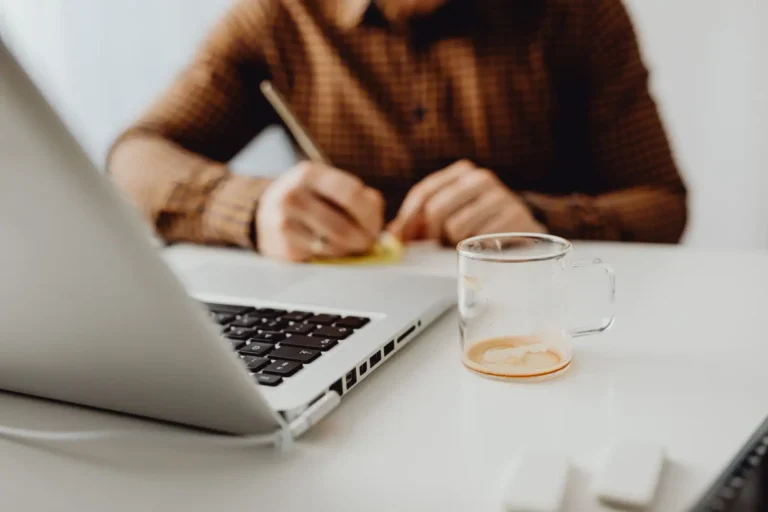 Construire une lettre de motivation : la méthode qui convainc
