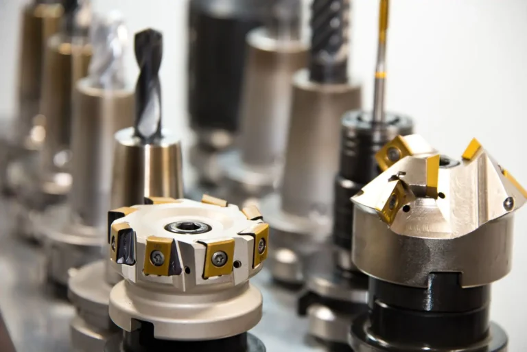 Outillage Magafor : comprendre et bien choisir ses outils