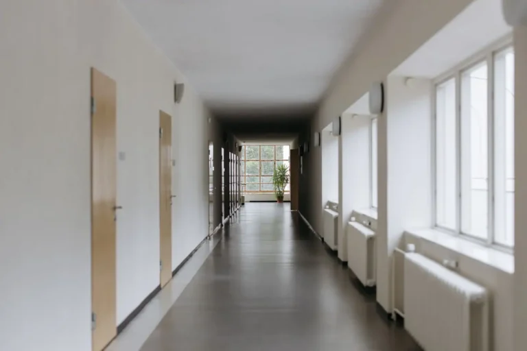 Chambre mortuaire : ce que dit la loi, ce qui est gratuit
