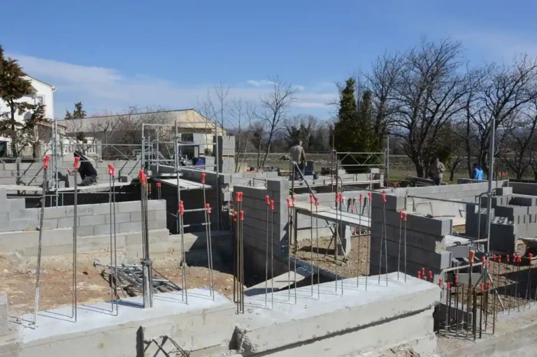 Construction d&rsquo;une maison : ce qui se décide avant le chantier